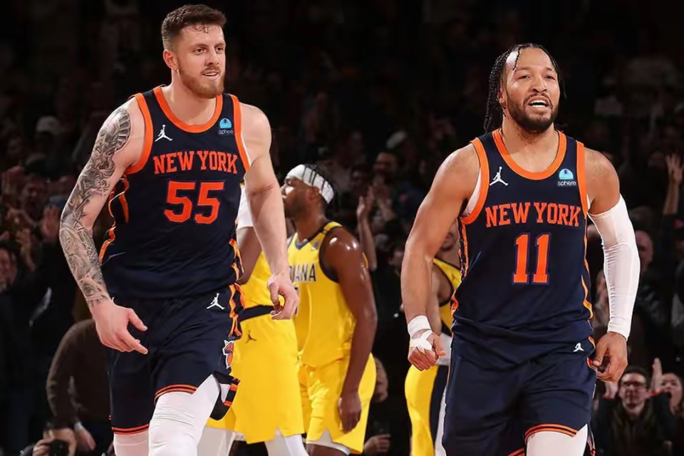 jiuyou-关于丹佛掘金训练开放日；转会期官宣签约引欢呼；NBA季后赛在即；更衣室氛围转暖的信息