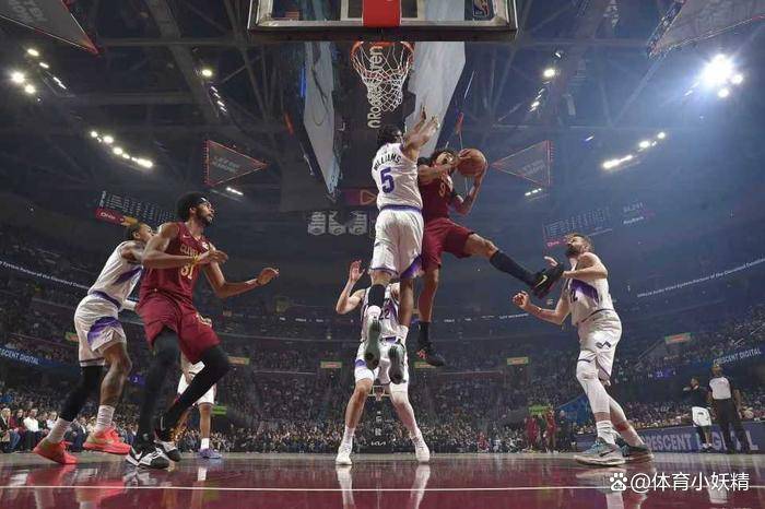 九游娱乐-关于风云突变尼斯赛前更衣室发声，荷甲版图或变，引发热议，赛程密集仍需轮换的信息