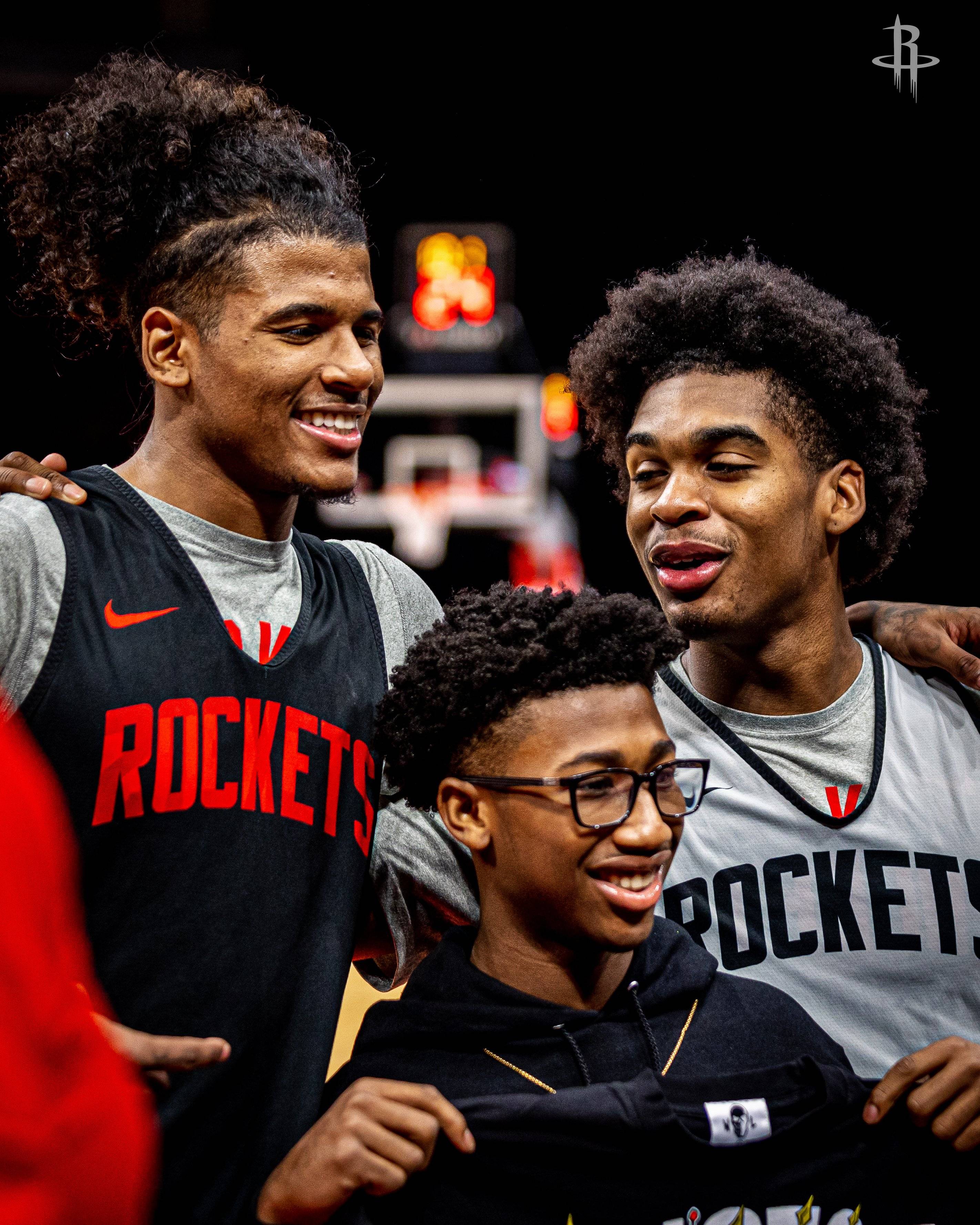 九游app下载-包含休斯敦火箭训练开放日，今夜手感冰凉引欢呼，国王杯在即，赛程密集仍需轮换的词条